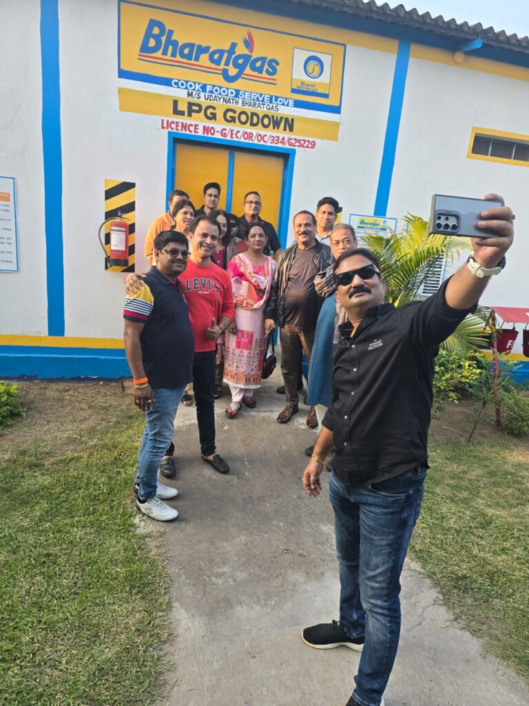 whatsapp image 2025 11 28 at 6.19.10 pm (1)